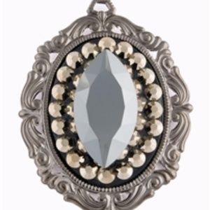 GASOLINE GLAMOUR Jewelry - RANSOM HEMATITE FANCY STONE NECKLACE SAMPLE GASOLINE GLAMOUR Jewelry - RANSOM HEMATITE FANCY STONE NECKLACE SAMPLE